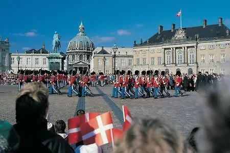 Apartmán With Private Balcony In *
