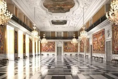 Apartmán With Private Balcony In *